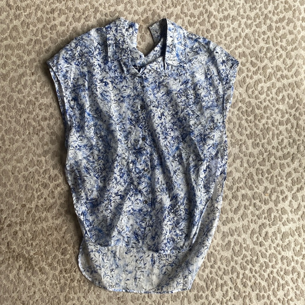 Theory Blue and White Printed Cap-Sleeve Blouse